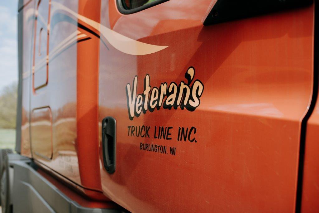 Heavy Equipment Used in Construction — Burlington, WI — Veteran's Truck Line, Inc.