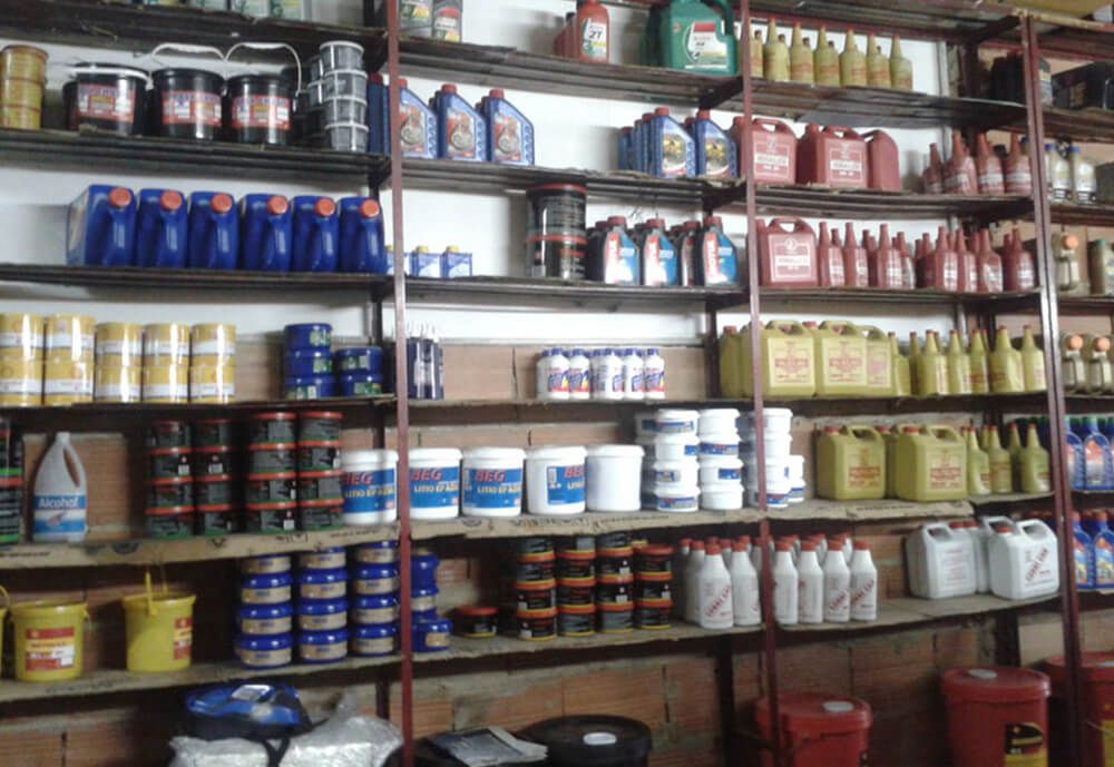 Aceites y Grasas Lubricantes Industriales y automotrices,