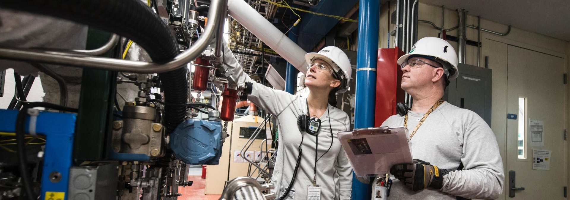 Industrial Electrician vs. Commercial Electrician