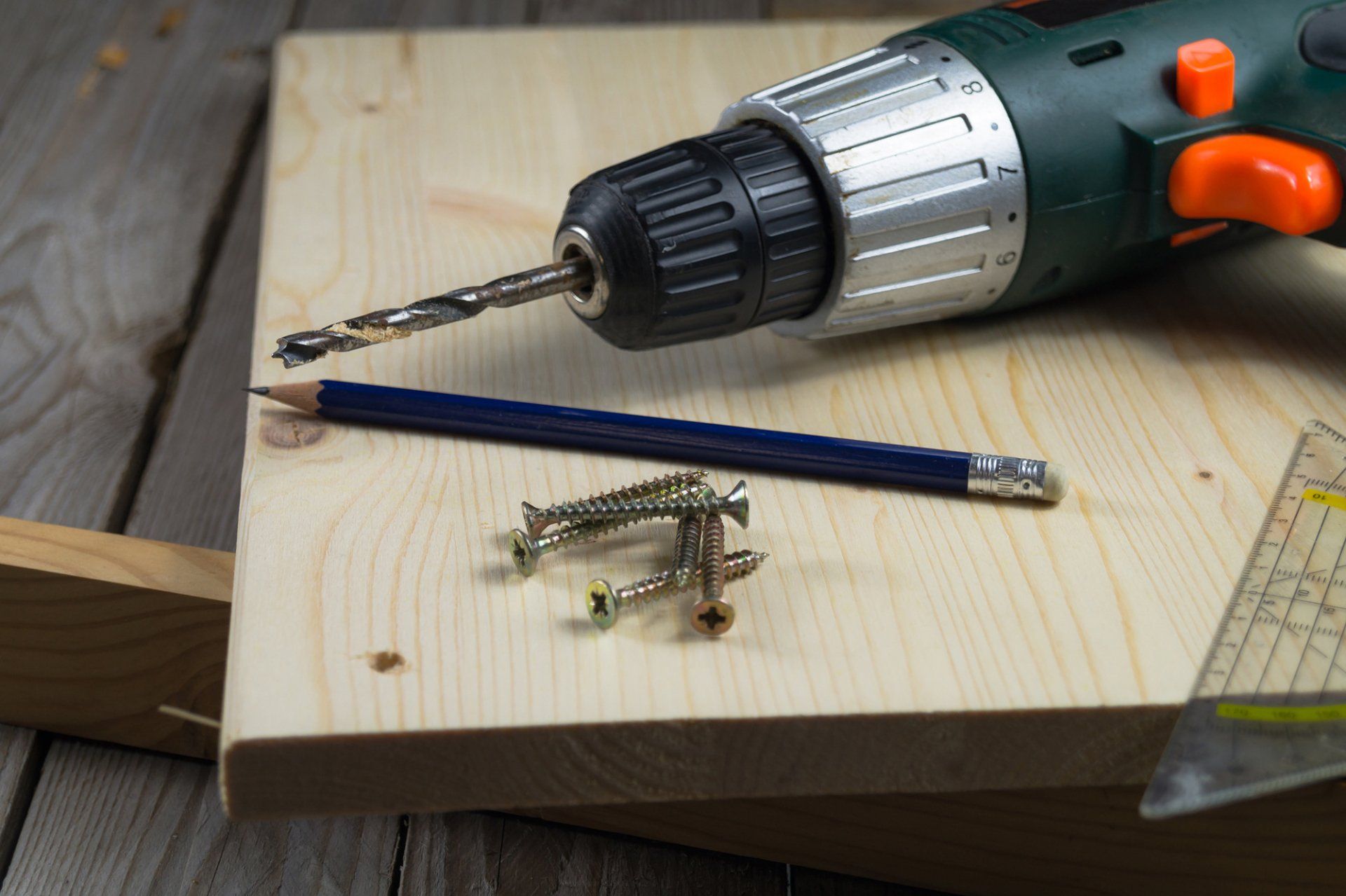 Utensili e articoli per bricolage