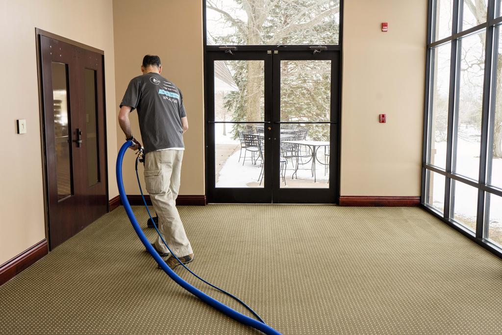 Carpet Cleaning - Commercial Hallway