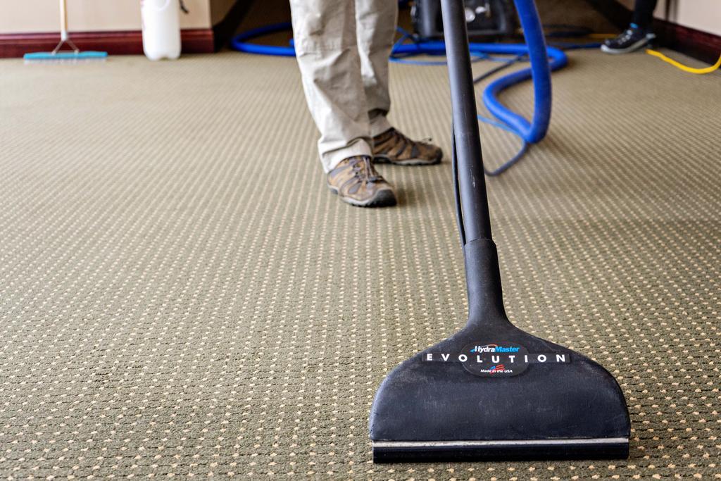 Cleaning Commercial Carpet