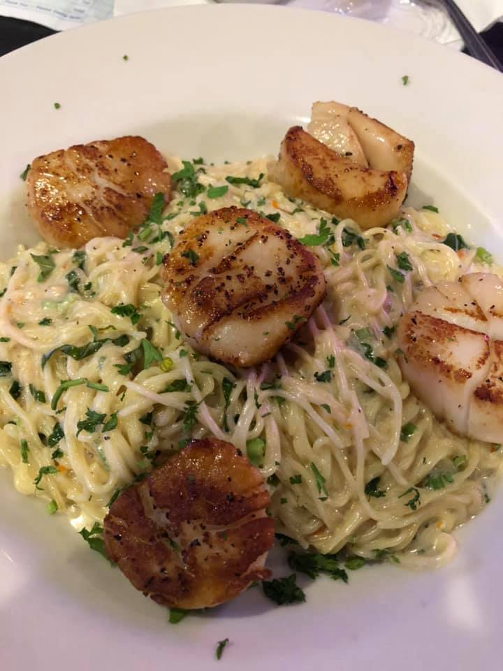 Scallops and Pasta at Deacon's Restaurant & Bar, Wauconda, IL