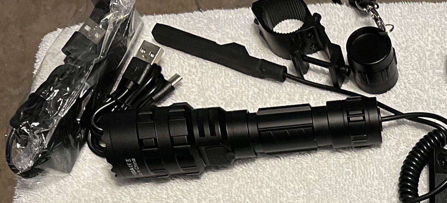 High Power light with mount and charger