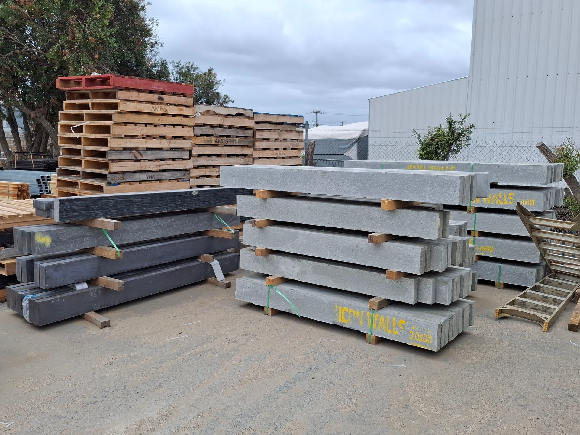 Truck Pouring Loads Of Gravels – South Geelong – Barry Medew Building Supplies