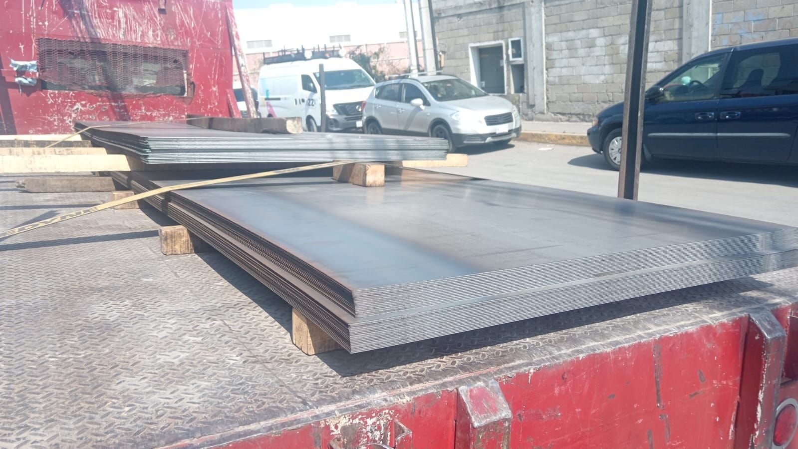 ACEROS Y PERFILES LUMER