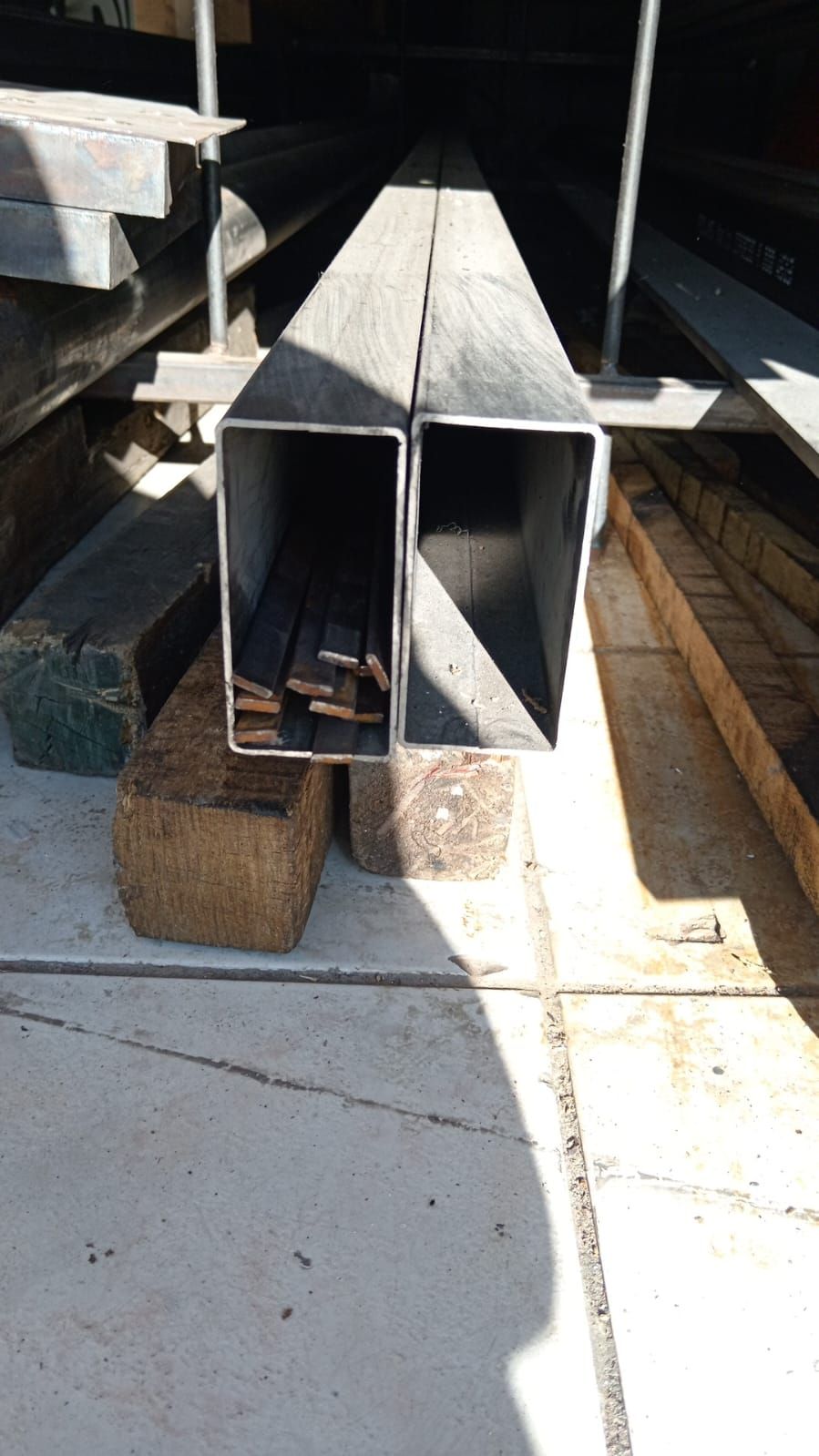 ACEROS Y PERFILES LUMER