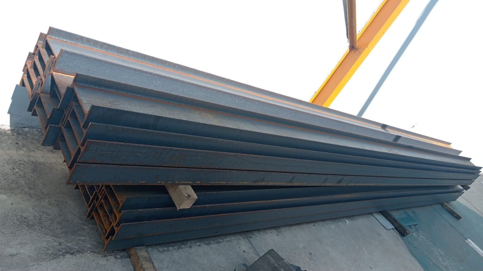 ACEROS Y PERFILES LUMER