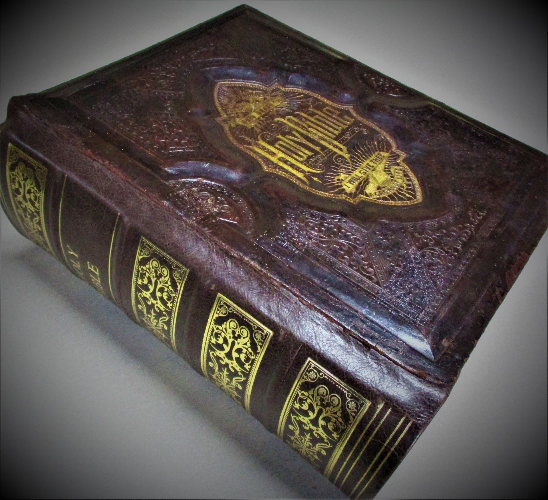 Old Book — Salisbury, QLD — Books & Boxes