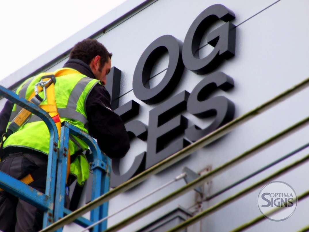 Professional Installation Sign - Visual Solutions in Wagga Wagga, NSW