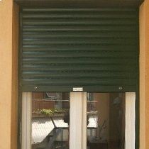 tapparella semi-abbassata verde