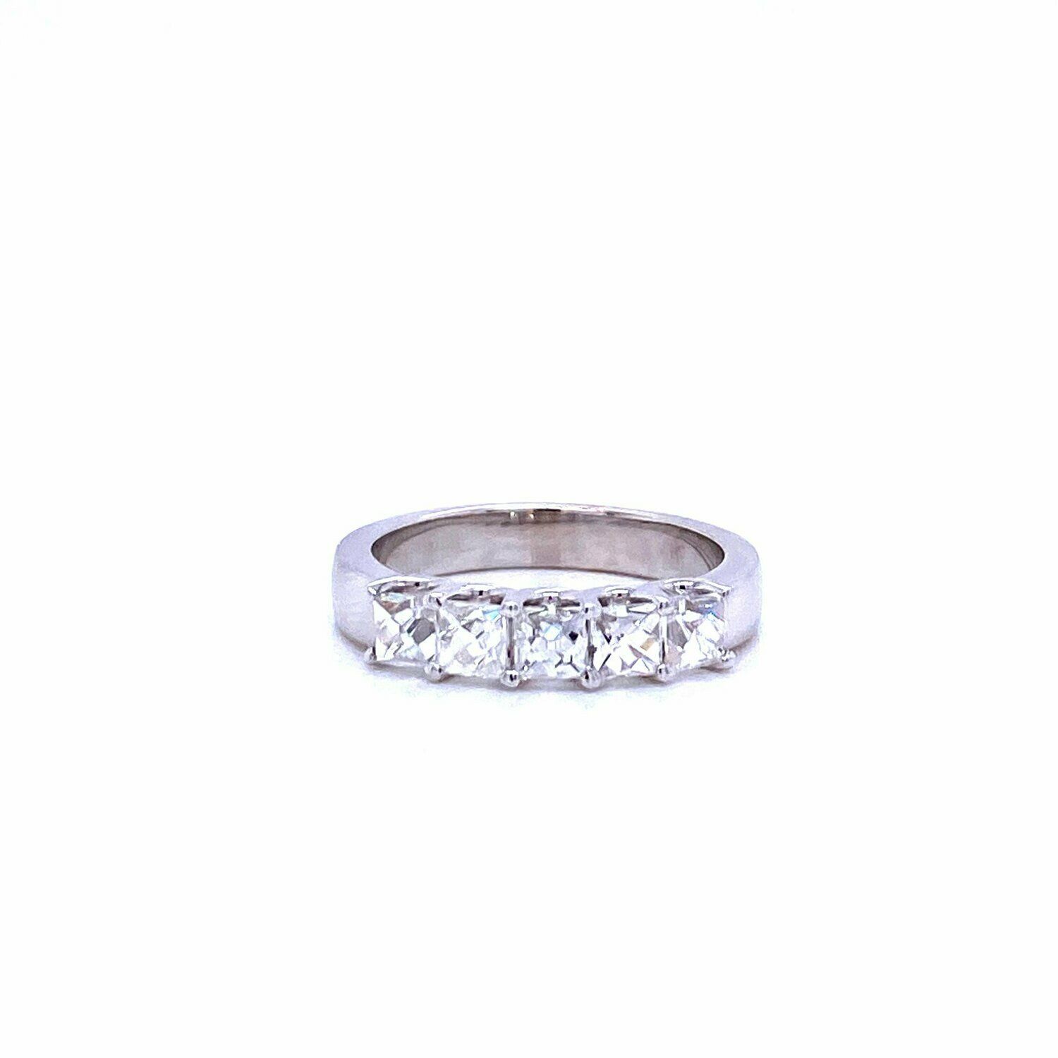 18 carat french cut diamond band