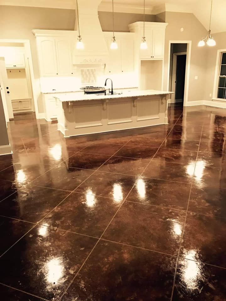 High-gloss epoxy floor coating