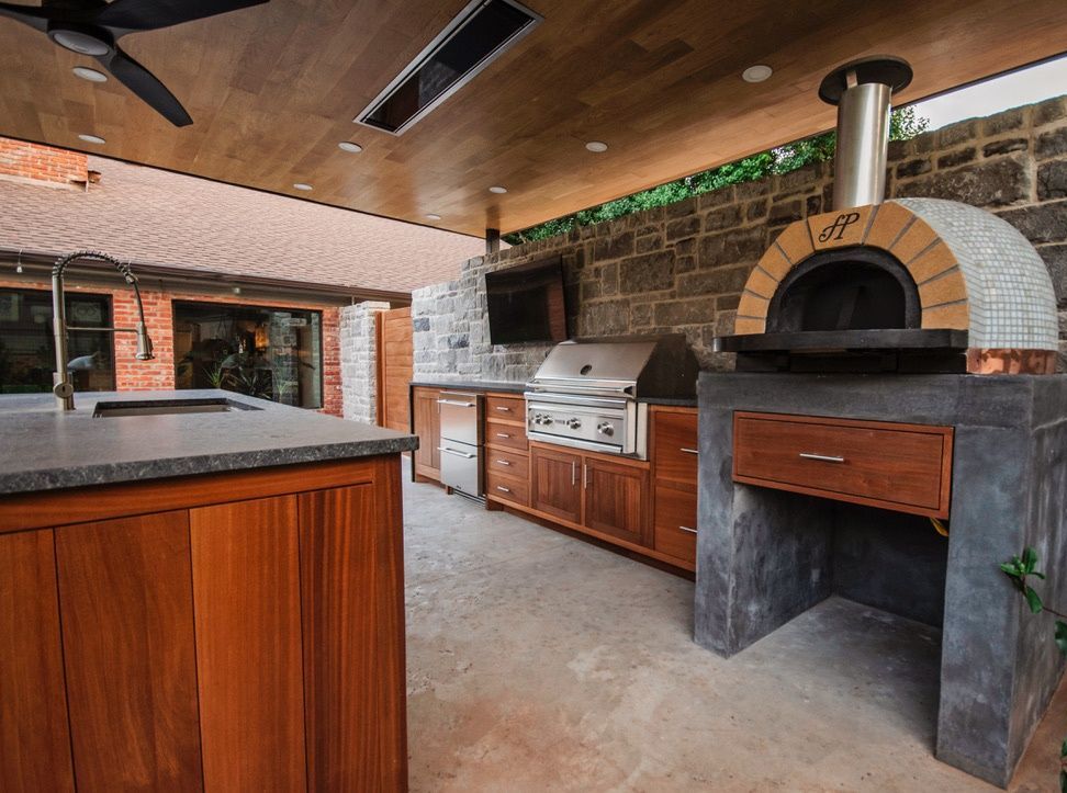 an outdoor kitchen