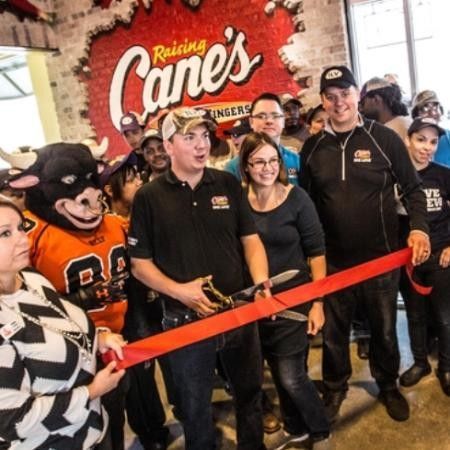 A logo for glow at the granary with a house in the middle.