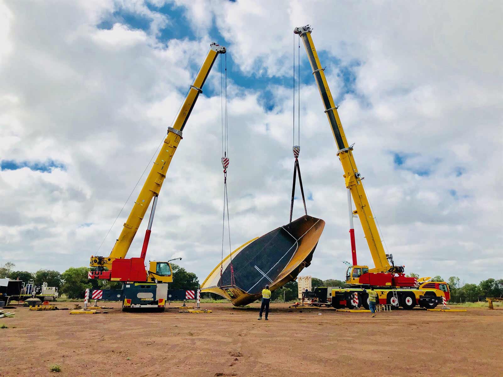 Machinery Transport Lifting Heavy Metal — Crane Hire & Transport in Moranbah, QLD