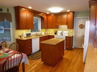 Honey Stained Maple Kit - Cabinets in Perkasie, PA