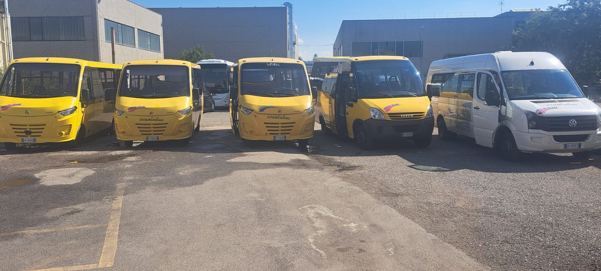 bus-scolastici-noleggio