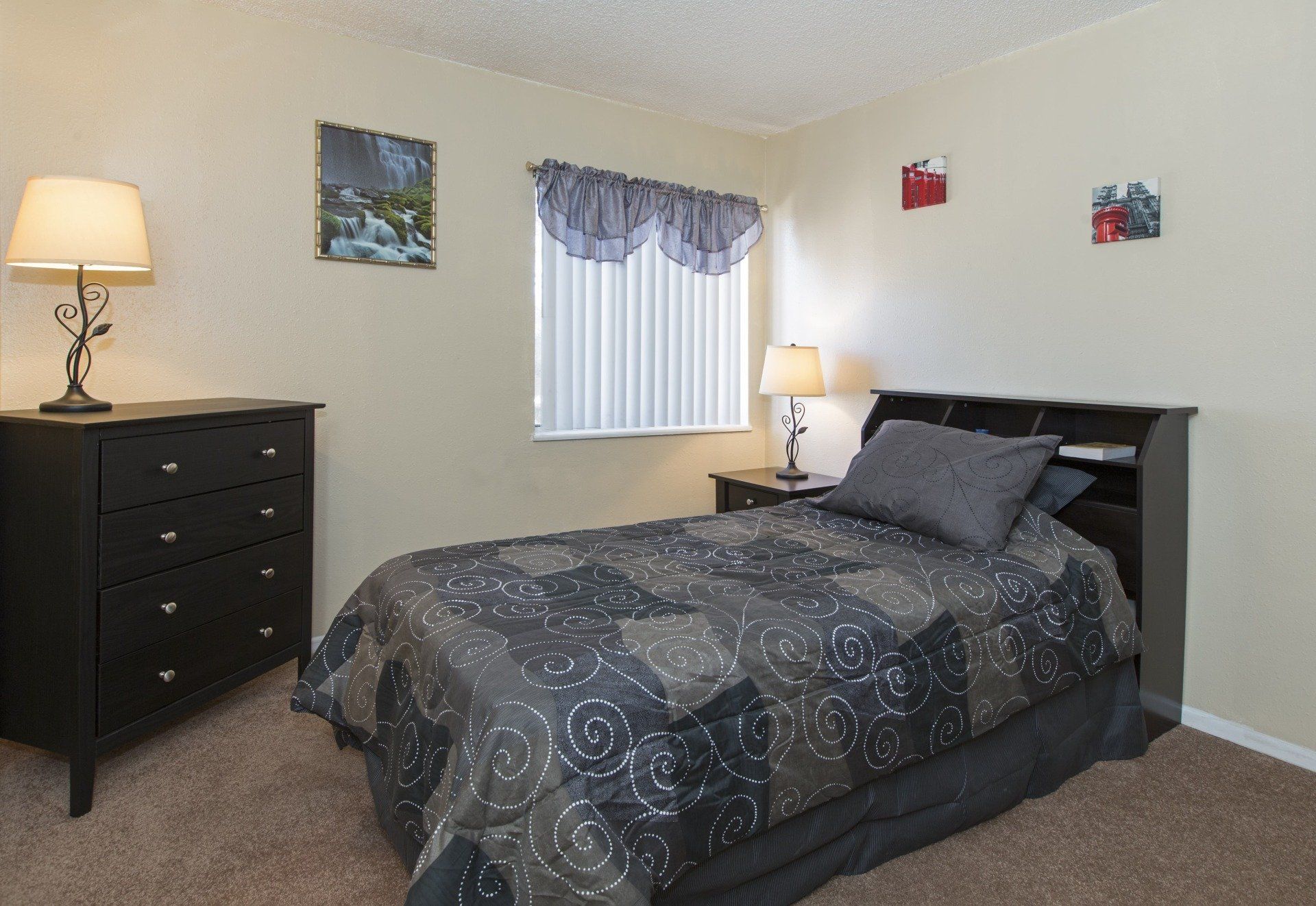 Photo Gallery | Village East Apartment Homes | Colorado Springs