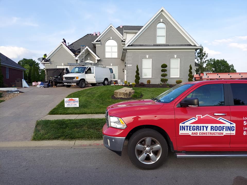 roofing experts in Lousiville Integrity Roofing