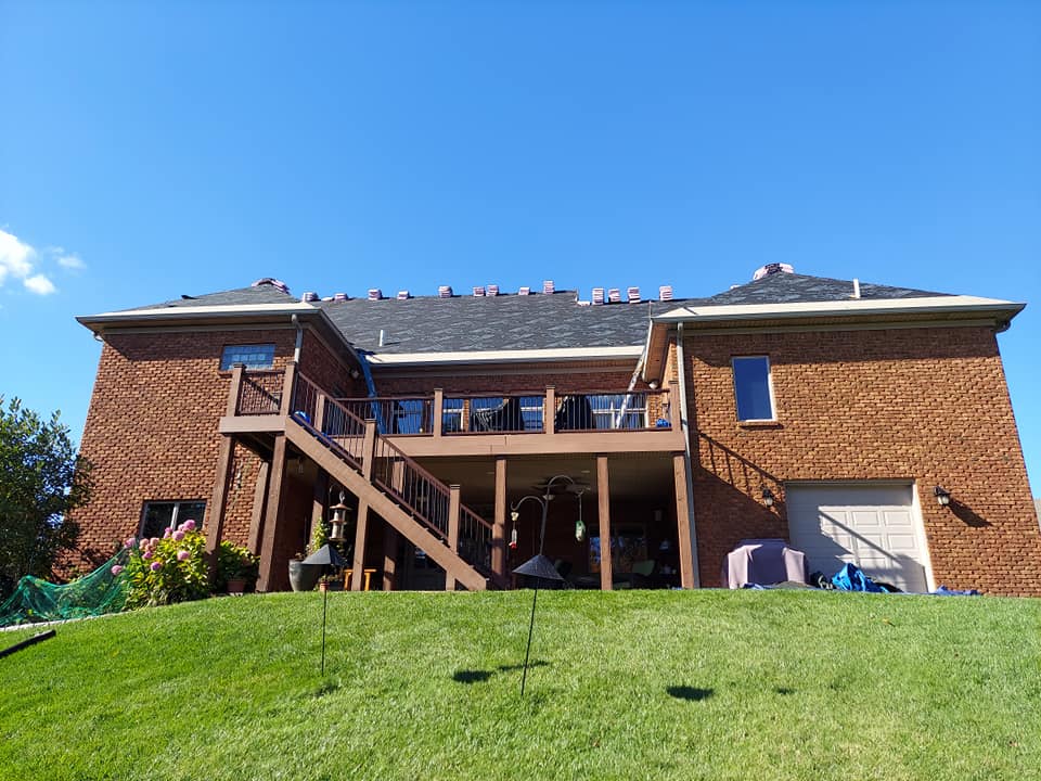 roofing experts in Lousiville Integrity Roofing