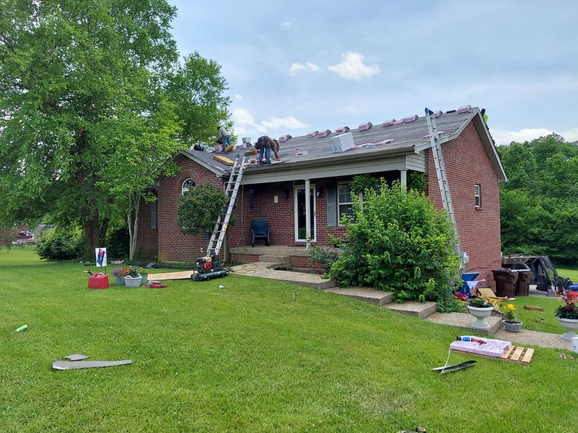 roofing experts in Lousiville Integrity Roofing