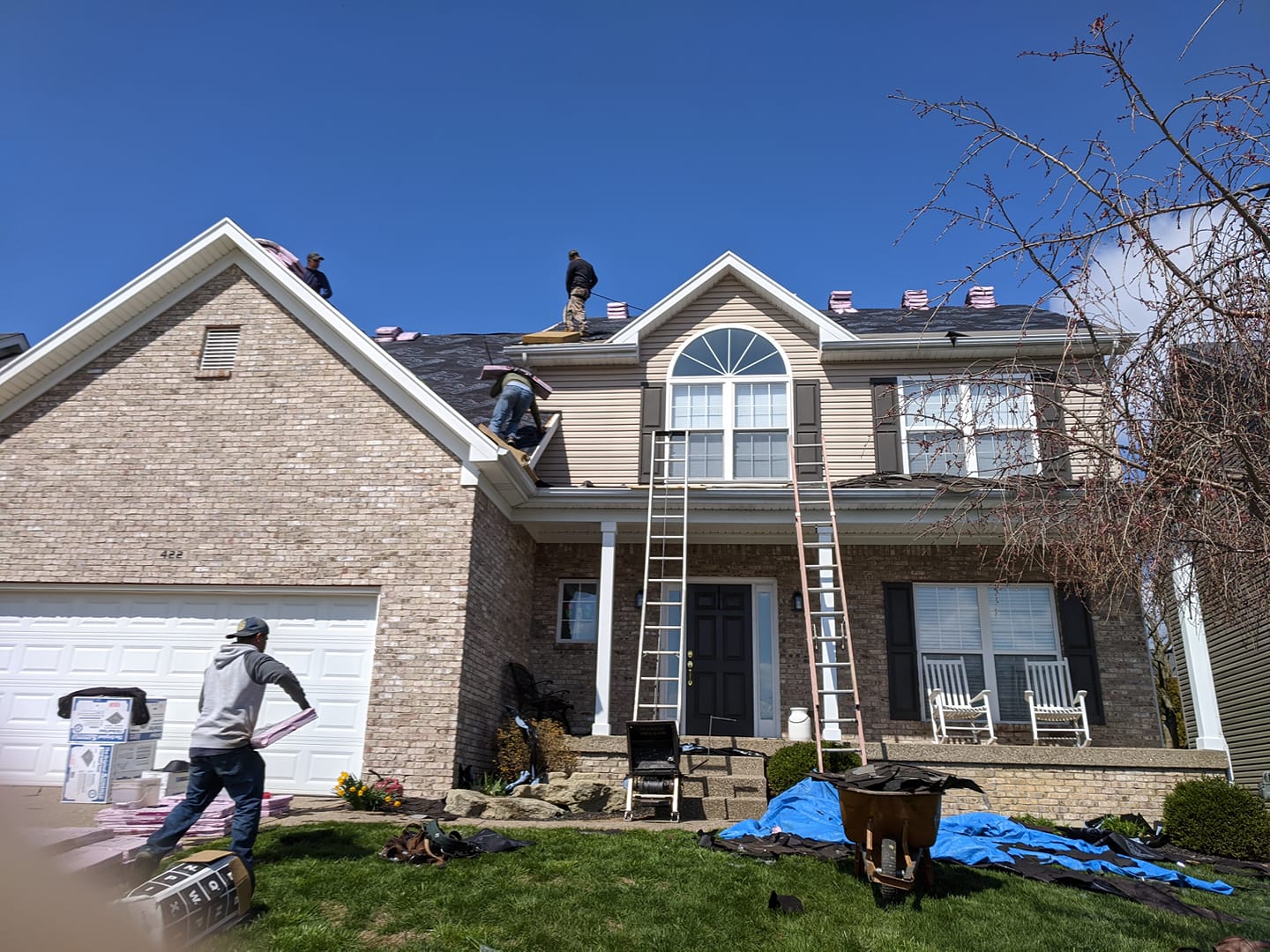 roofing experts in Lousiville Integrity Roofing