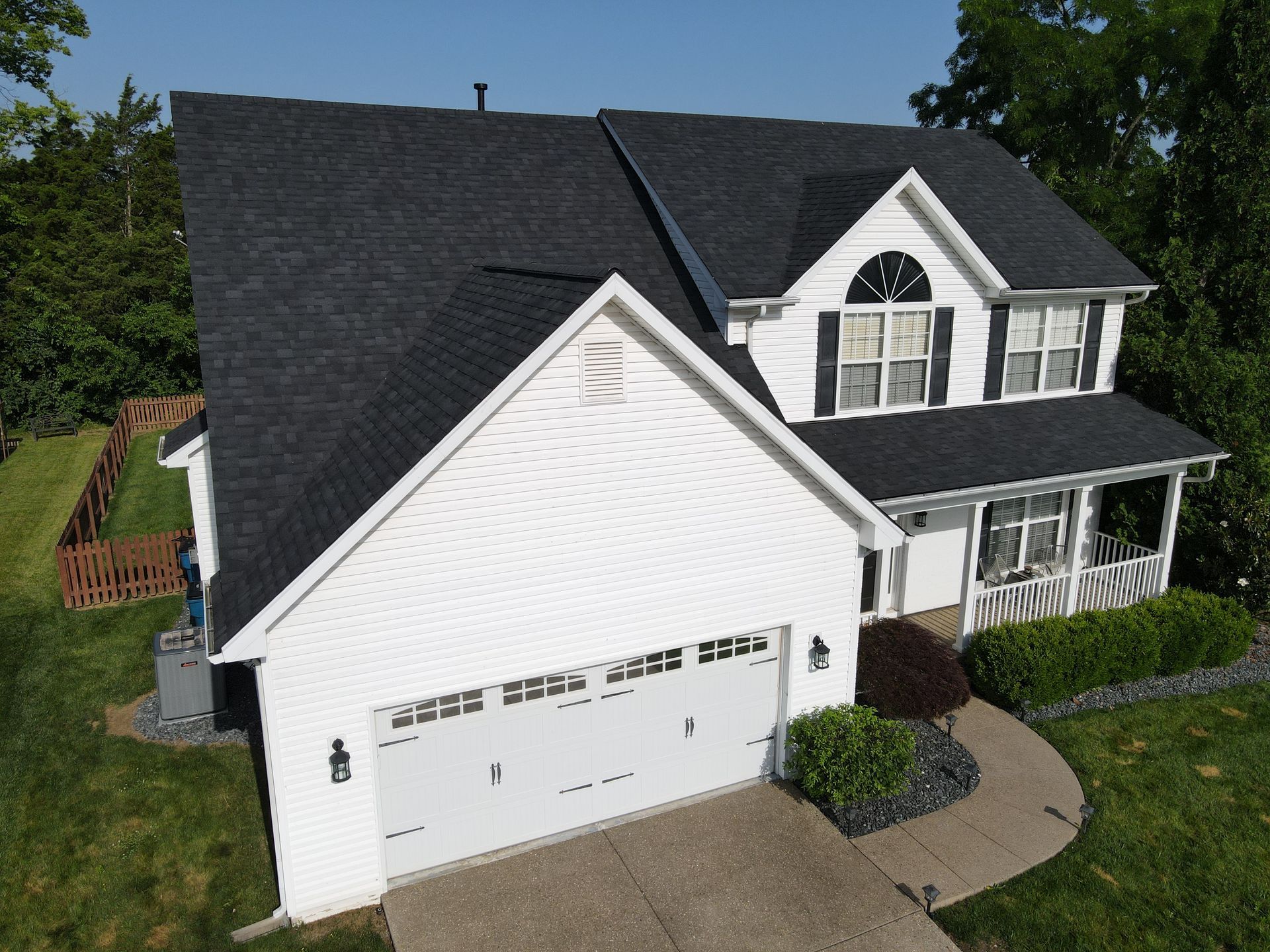 roofing experts in Lousiville Integrity Roofing