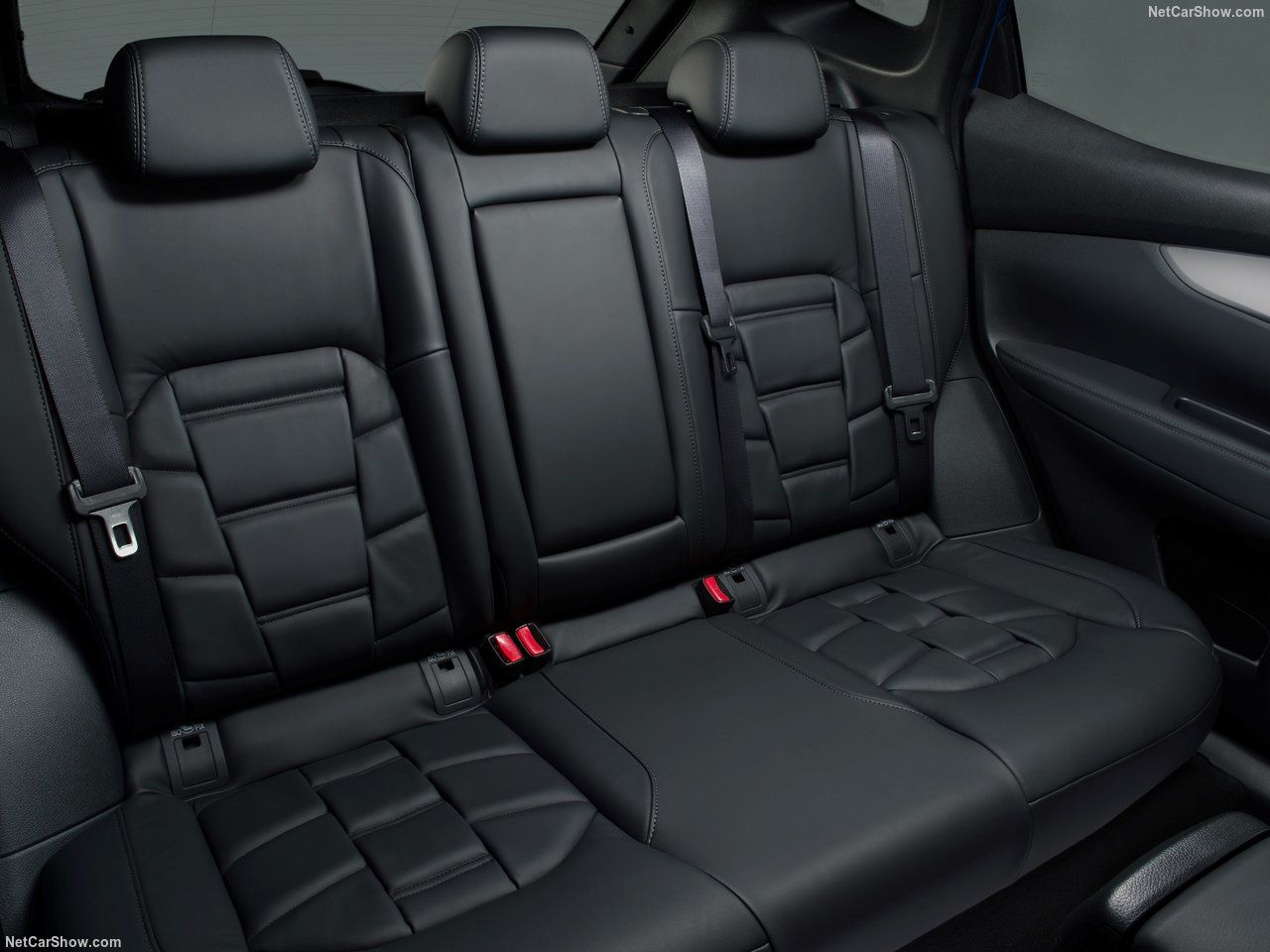 Nissan Qashqai interieur achter