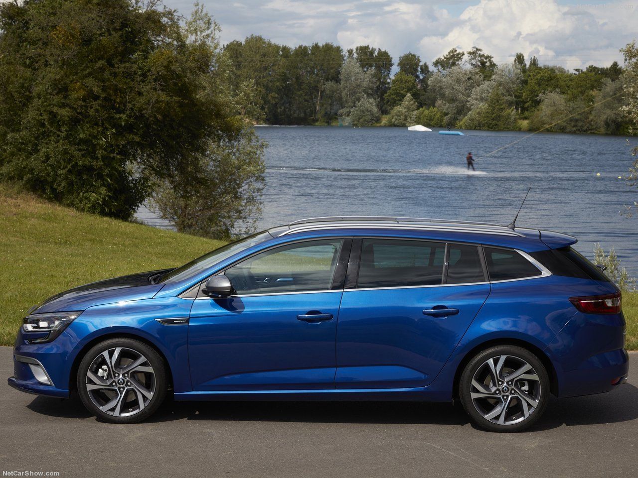 Renault Mégane estate zijkant