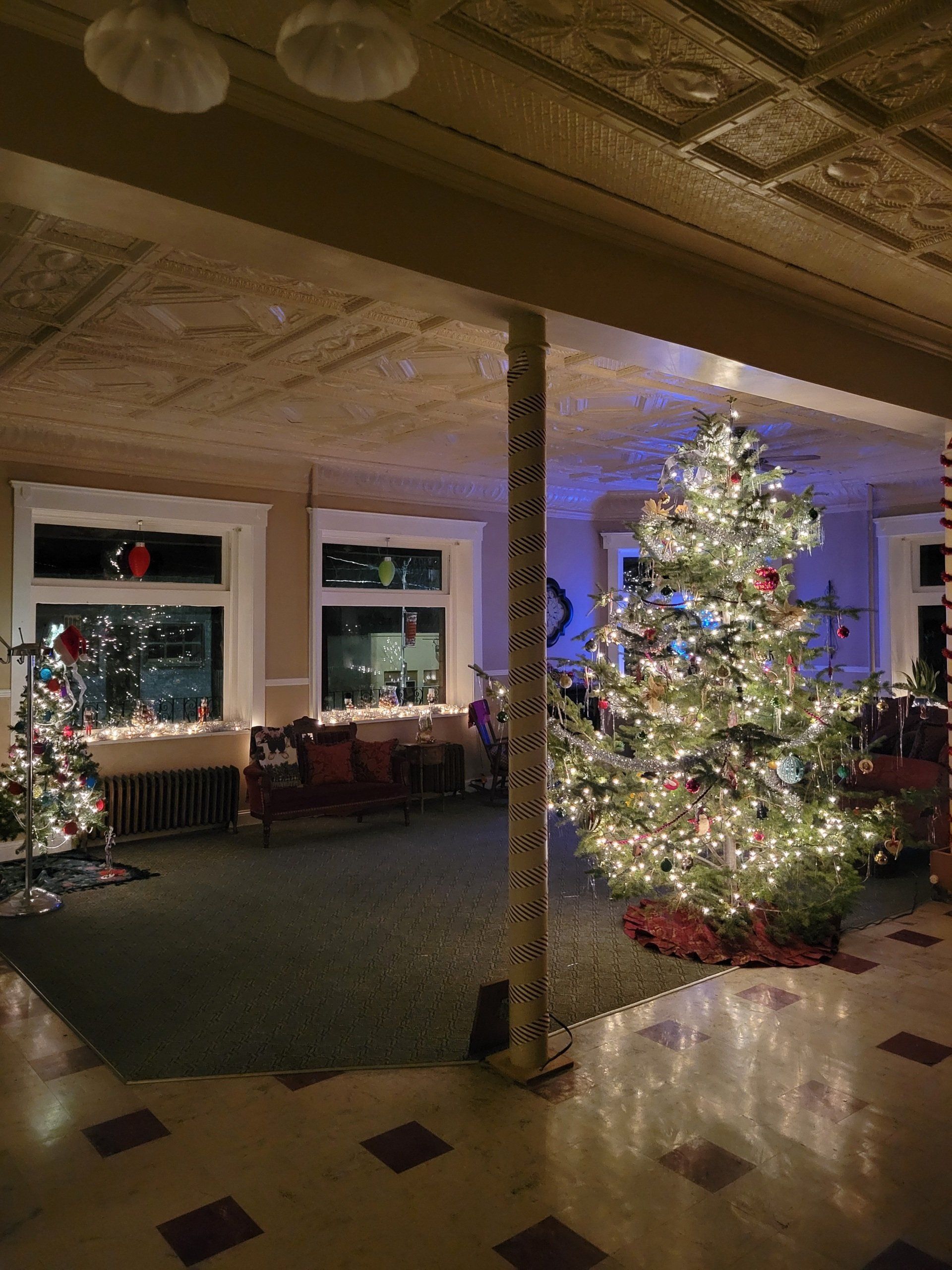 hotel graves dining room