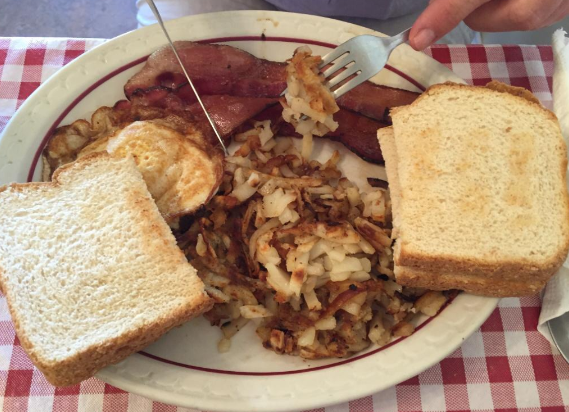graves hotel delicious breakfast
