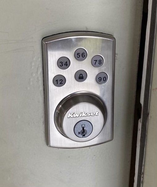 kwik set lock on door