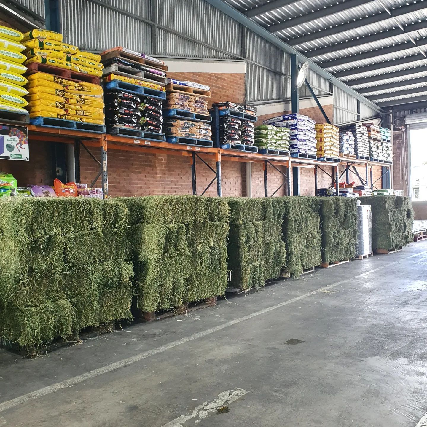 Gallery Kempsey Produce & Saddlery