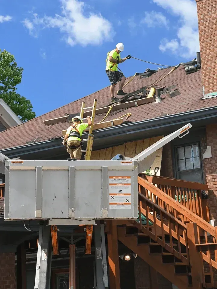 Ark team undergoing roof replacement caused by storm damage in Frankfort, Kentucky