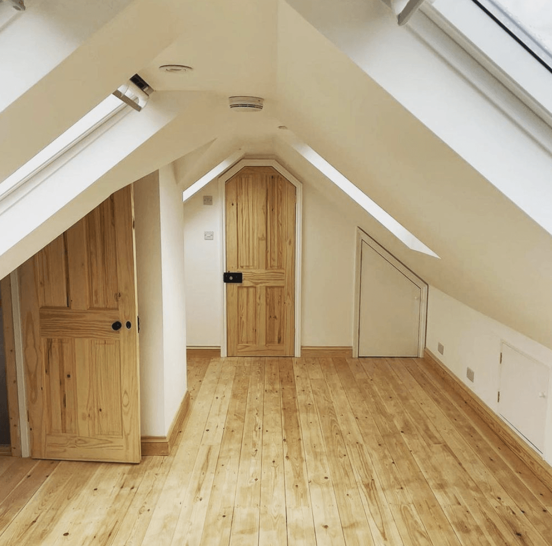 Velux windows, wooden floors, finished loft conversion