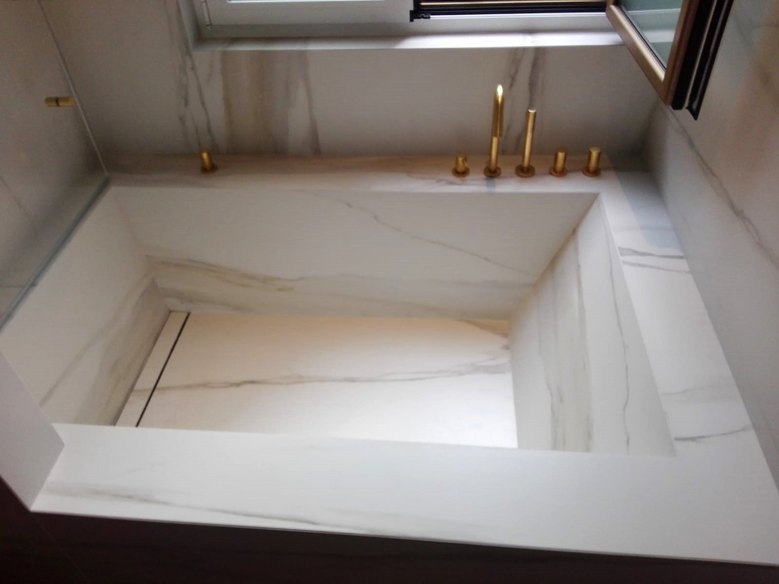 vasca su misura, vasca personalizzata, milano, bagno personalizzato, spa in casa