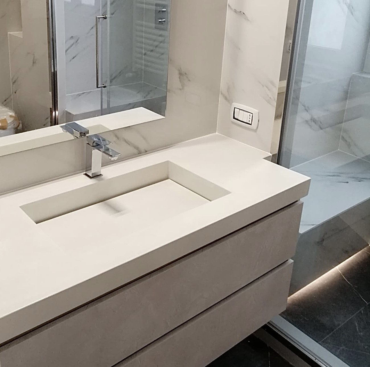 lavabo su misura, doccia personalizzata, milano, bagno personalizzato, spa in casa