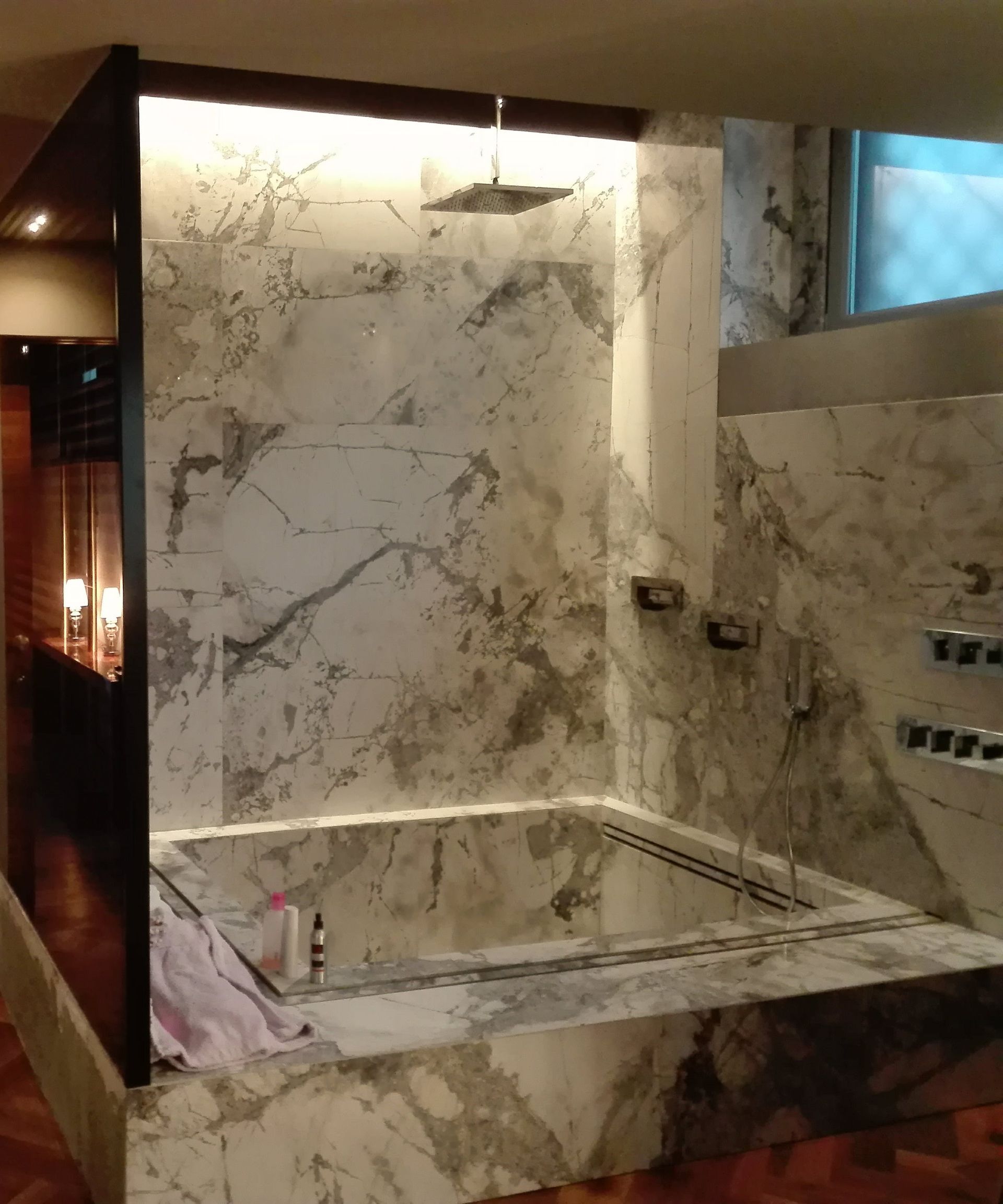 vasca su misura, vasca personalizzata, milano, bagno personalizzato, spa in casa