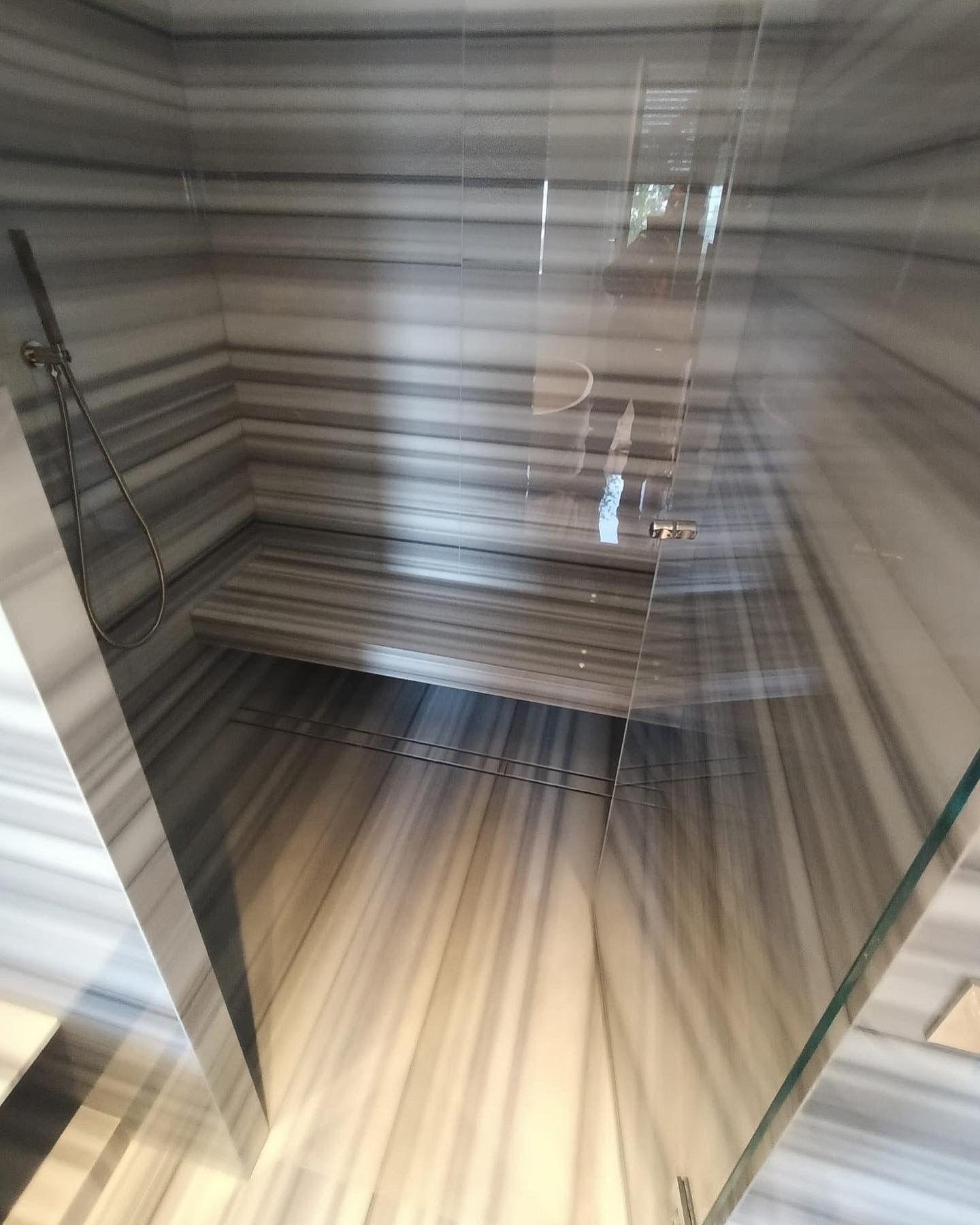 doccia su misura, doccia personalizzata, milano, bagno personalizzato, spa in casa