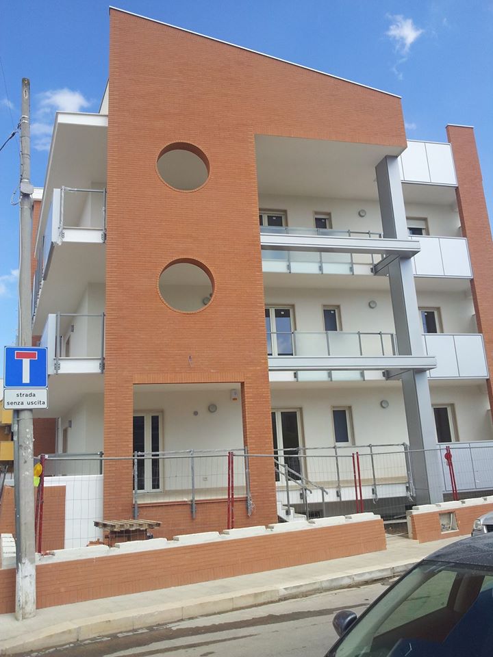 costruzione nuovo edificio residenziale