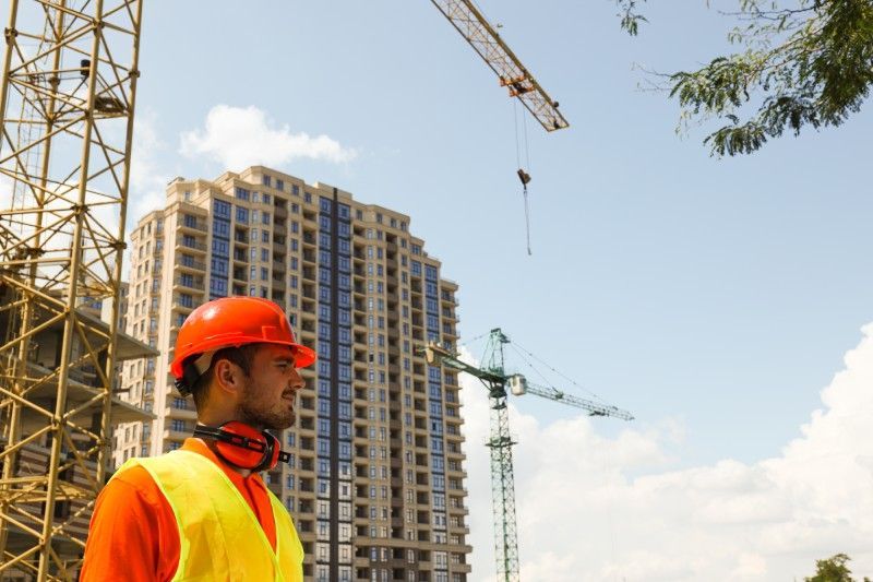 Is Construction a Good Job in Australia? Pros, Pay & Career Paths ...