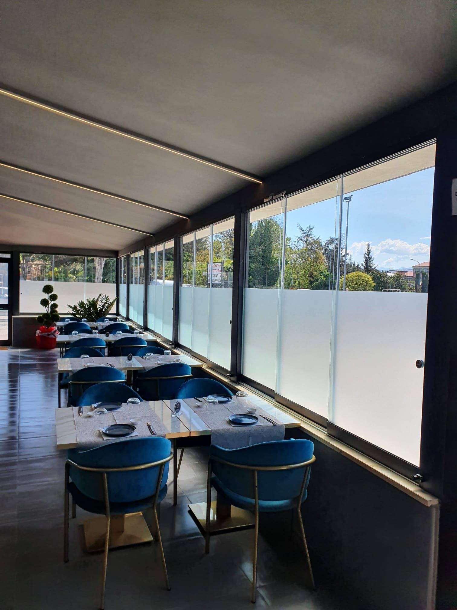 vetrate panoramiche scorrevoli in parallelo a Roma 