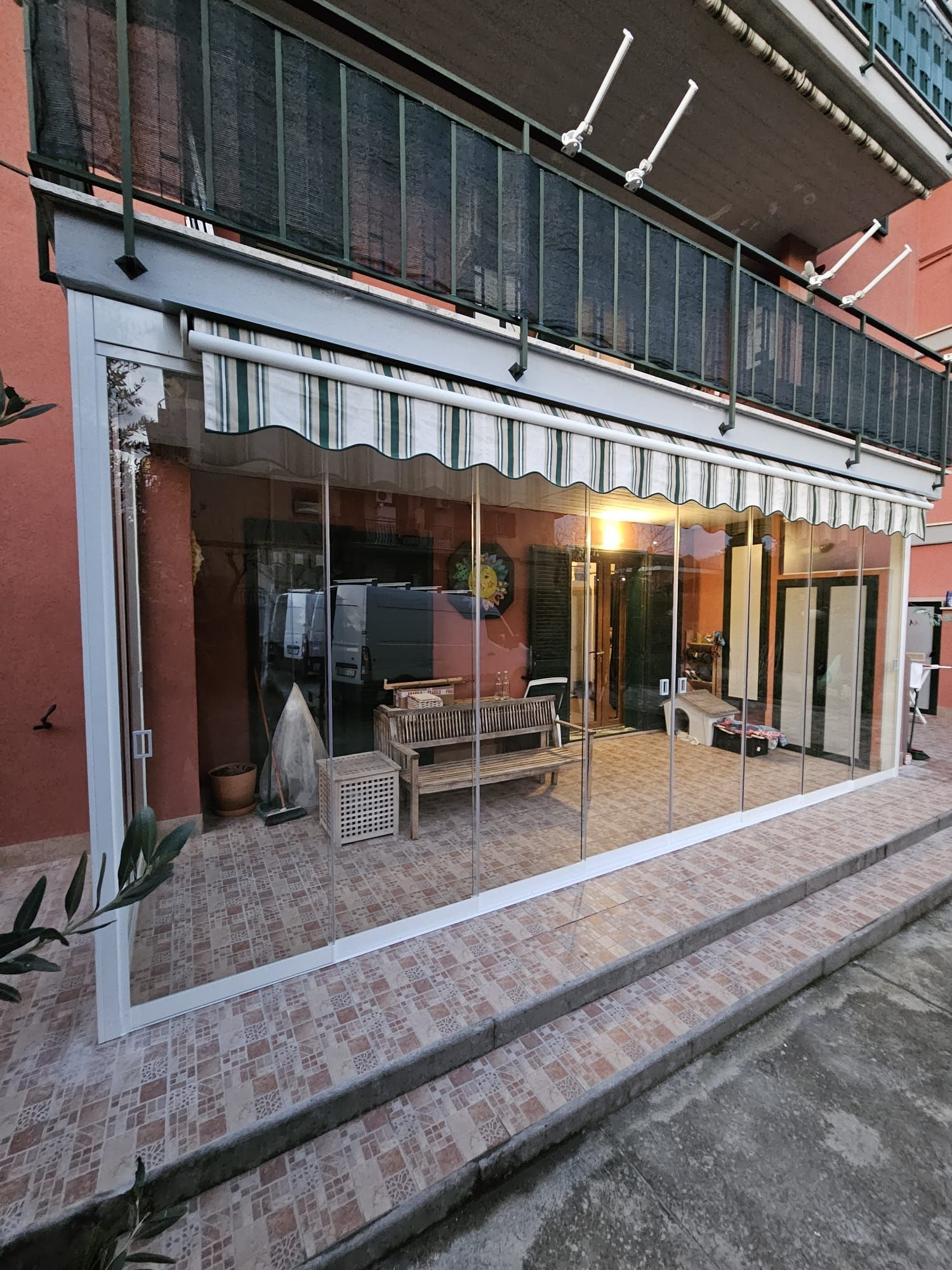 vetrate panoramiche scorrevoli in parallelo a Roma 