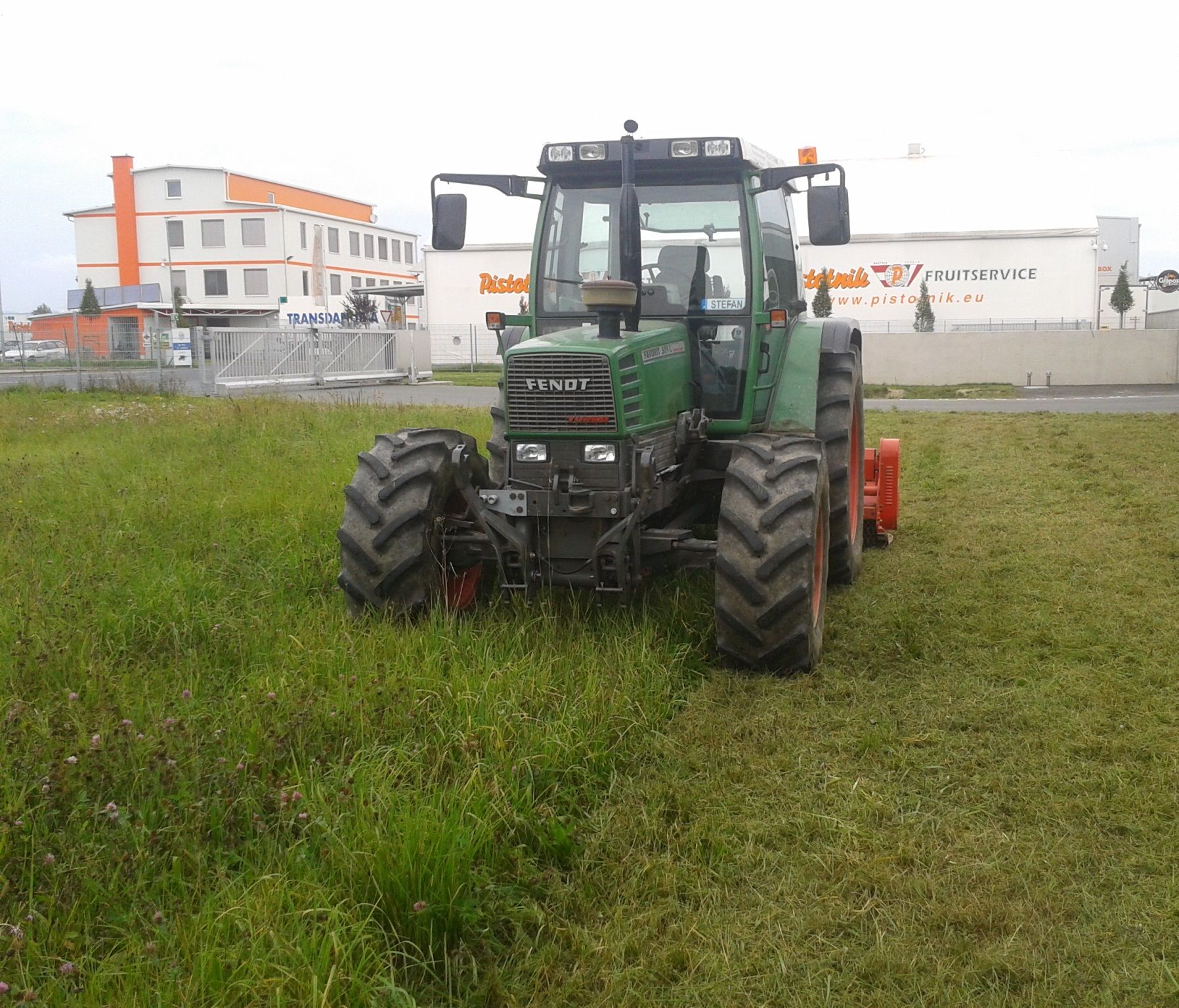 Mulchen Gewerbegrundstück