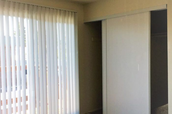 # 12 AV TH 2X1 ROOM 1