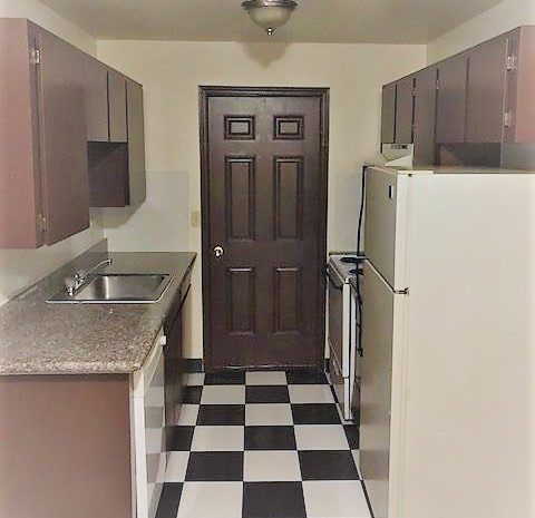 #2 AR8 0X1 KITCHEN DS