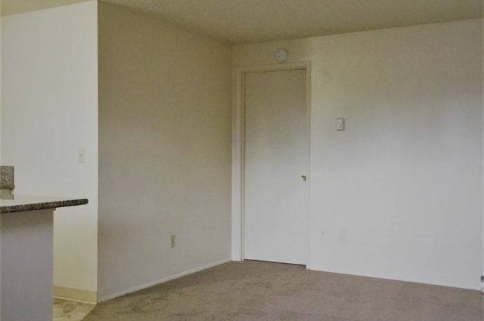 #2 AV 1X1 LIVING AREA