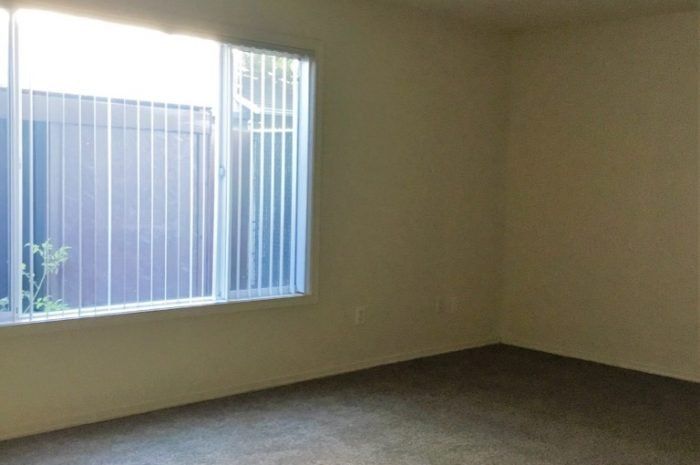 #4 3X1.5 LIVINGROOM 2