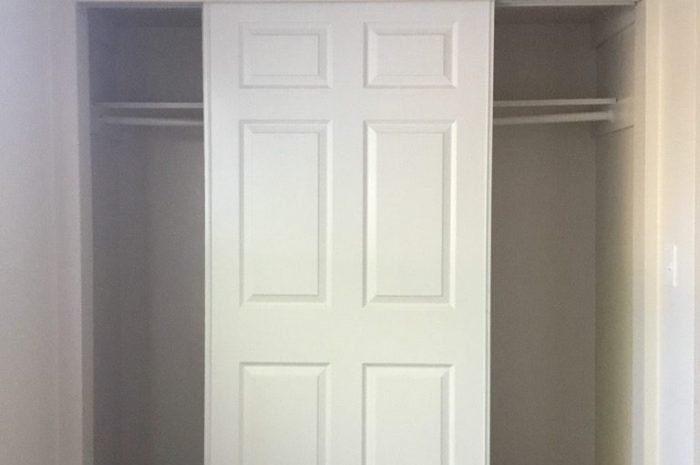 #9 3X1.5-BEDROOM CLOSET